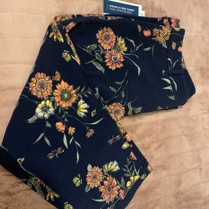 Perfect spring pants!!! NWT Harper pants. 16 short with stretch, inseam 27”.
